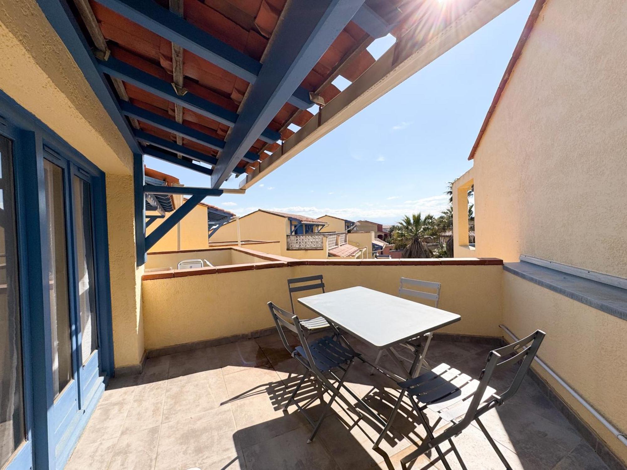 Malibu Village Canet-en-Roussillon Exterior photo
